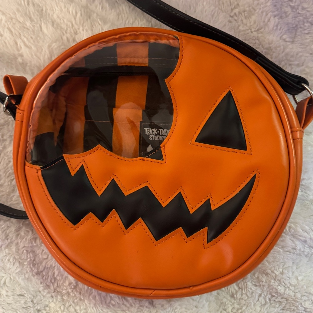 Trick R Treat bitten Sam bag (by Kenny Avila)